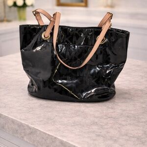 Michael Kors Black Patent Leather Shoulder Bag